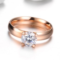 Γυναικείο Δαχτυλίδι Τιτανίου Μεγάλης Ποικιλίας Με Στρας