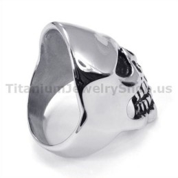 Δαχτυλίδι Από Τιτάνιο Με Κρανίο