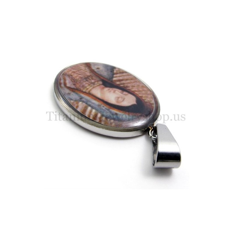 Μενταγιόν Από Τιτάνιο Madonna Series