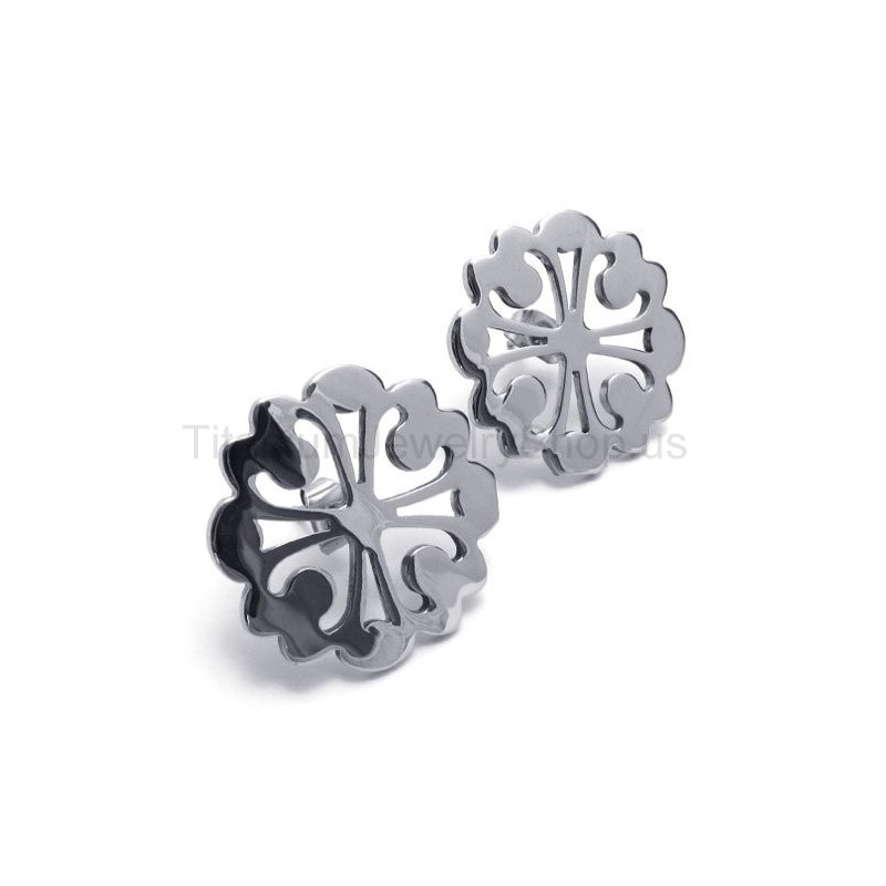 Σκουλαρίκια Από Τιτάνιο Με Χαριτωμένο Λουλούδι